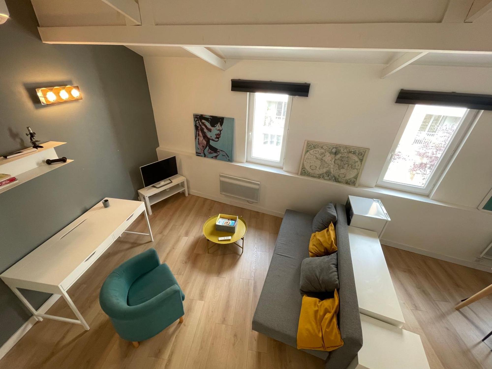 Cosy - Proche Metro Saint Michel Apartment *